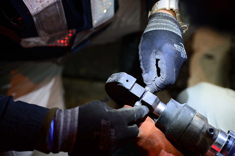 ワイヤーソー設置工